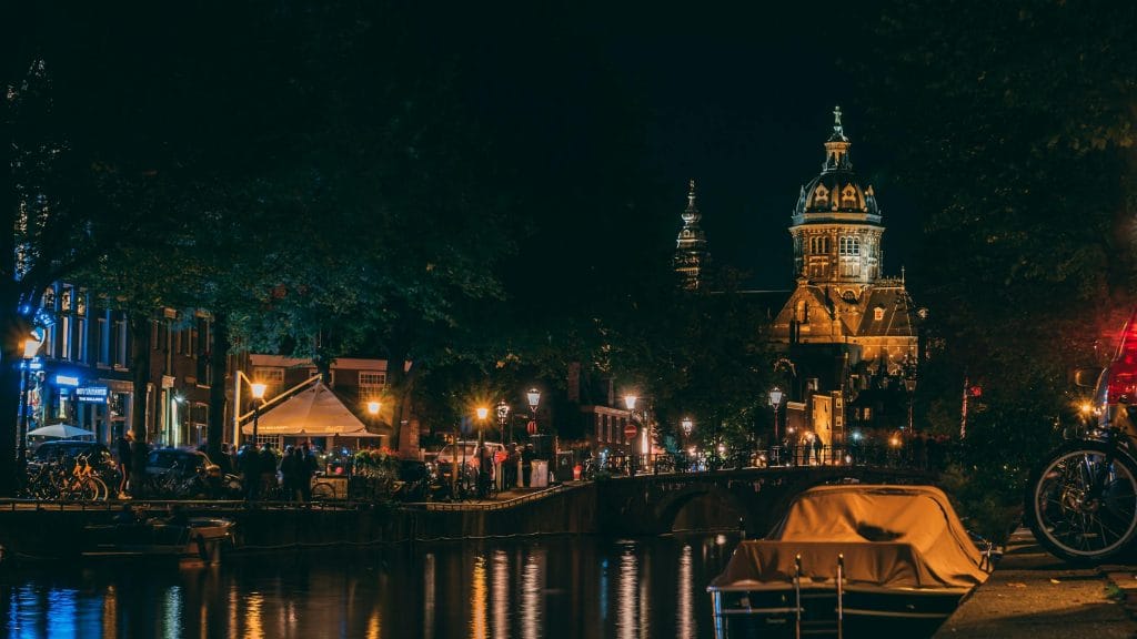 Amsterdam - Ervaar het bruisende nachtleven van deze Europese hoofdstad