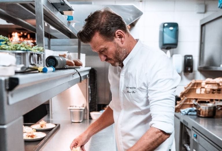 de vriendin van Wout Bru