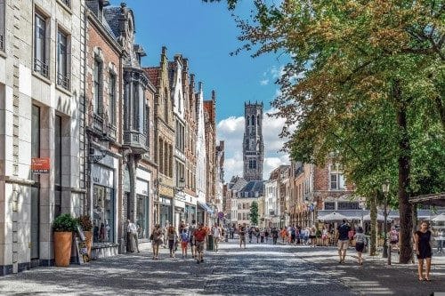 Zijn de winkels open in Brugge op zondag? De actuele regels en koopzondagen